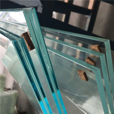 Jelas / Warna PVB Tempered Laminated Glass Curtain Wall Laminated Toughened Safety Glass 3600mm*18000mm Untuk Bangunan / Apartemen