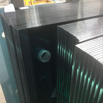 Kaca Laminasi Tempered yang Diwarnai untuk Pagar Tangga